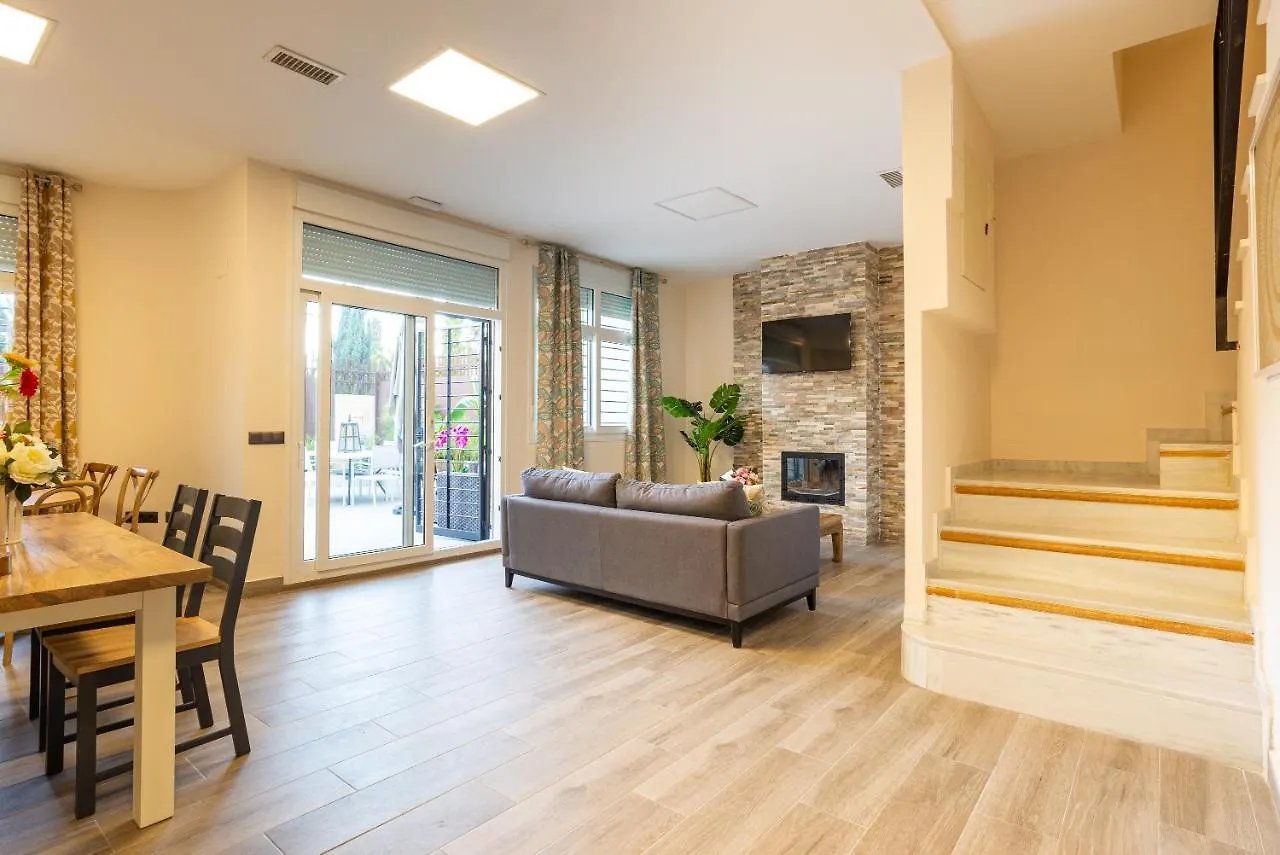 Duplex De Lujo En La Playa , Jacuzzy, Piscina, Chimenea Y Padel Apartment Benalmadena 0*,  Spain